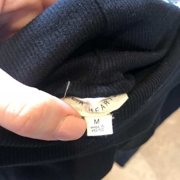 LA Hearts Off the Shoulder Long Sleeve Crop Top - Picture 4 of 5